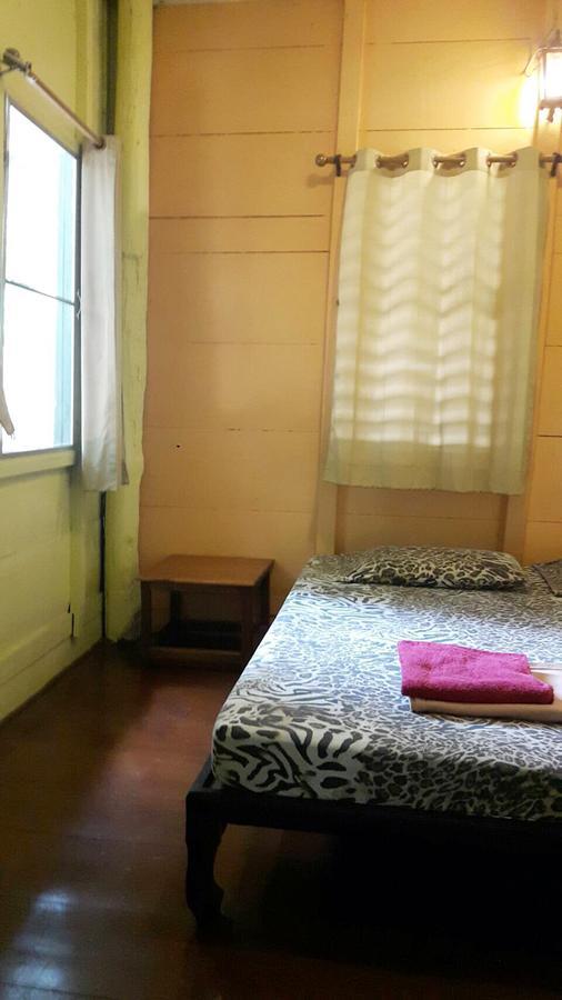 Bangkok House Hostel Phra Nakon Luaran gambar